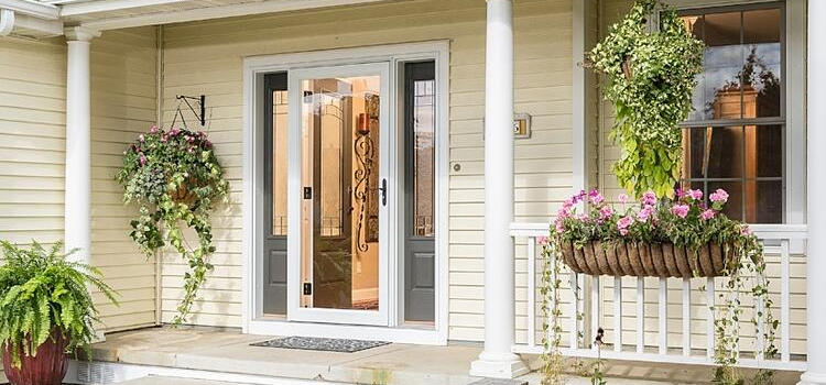 screen door installation in Indio